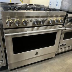 Jenn Air 36”Wide Gas Range Stove In Stainless Steel With 6 Burners 