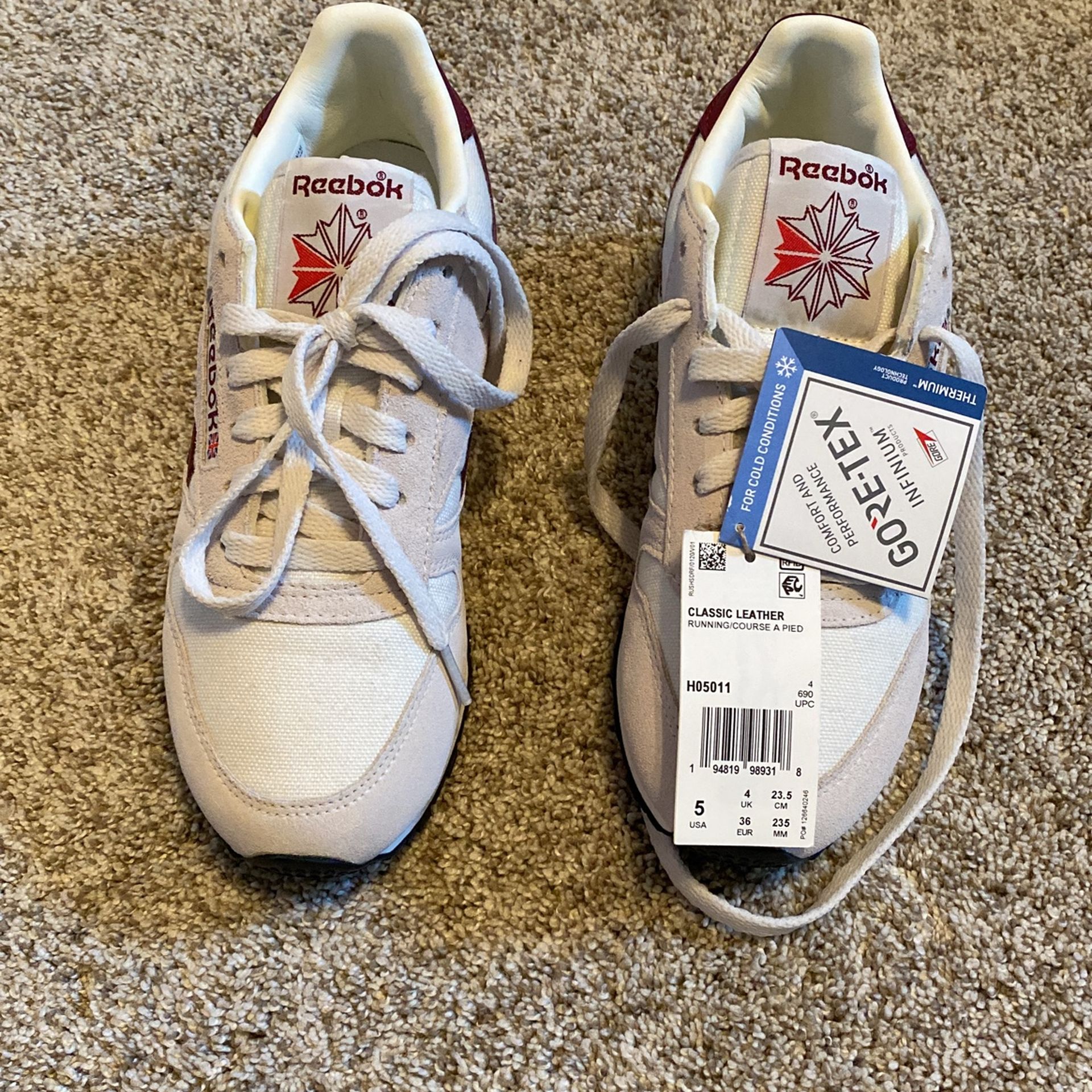 Reebok Classic Leather Womens Running Shoes