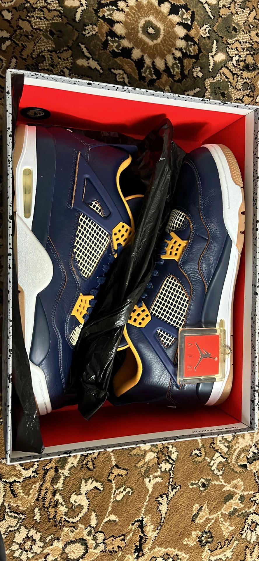 Air Jordan 4 Retro “Midnight Navy” – Size 13