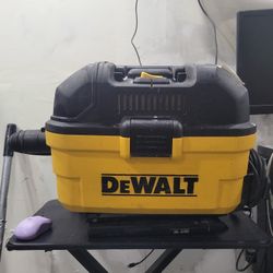 Dewalt Corded Vacuum Very Good Condition
