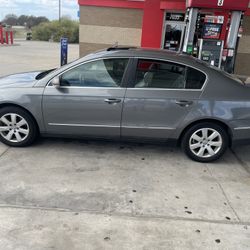 2010 Volkswagen Passat 