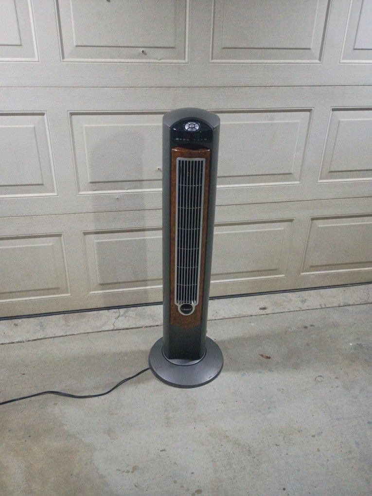 Lasko Multi Speed Ionized Tower Fan *OBO*