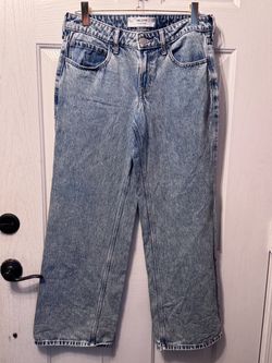 Hollister Low-Rise Baggy Jeans-women’s