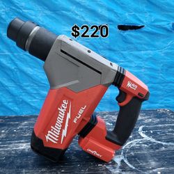 Milwaukee Fuel Rotary Hammer Drill >> TOOL ONLY 