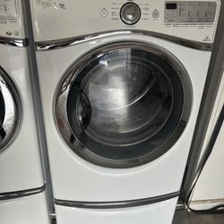 Whirlpool washer and electric dryer