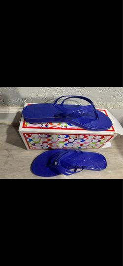 Coach flip flops