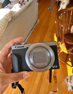 Canon G7X Mark 3