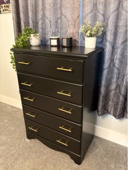 Black 5 Drawer Tall Dresser