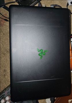 Razer Blade 17 pro Gaming Laptop