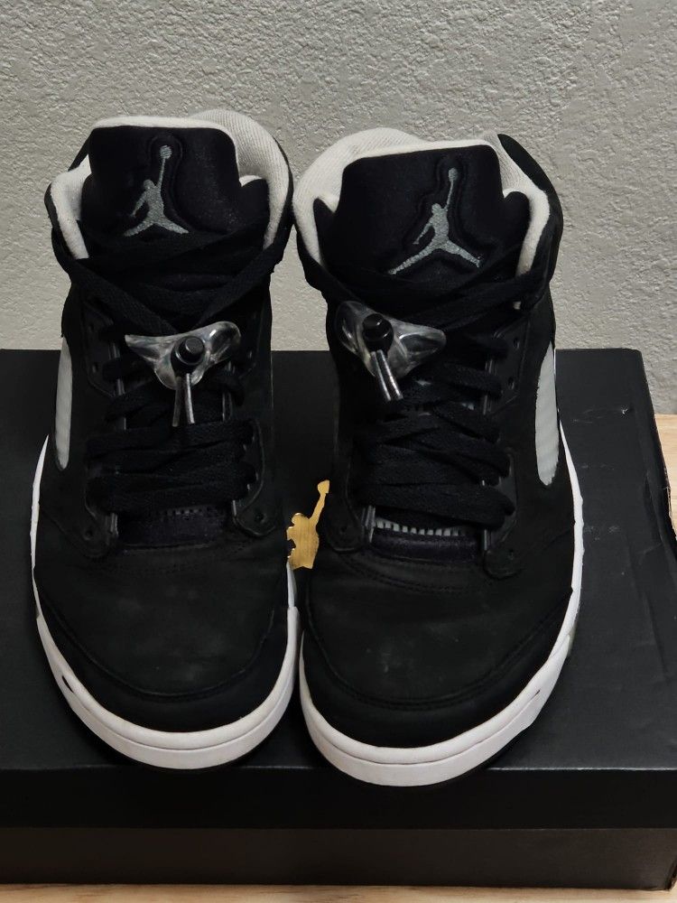 Jordan Retro Black And Whites