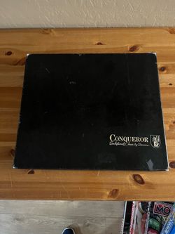 Conqueror sculpture chest set by Ganine