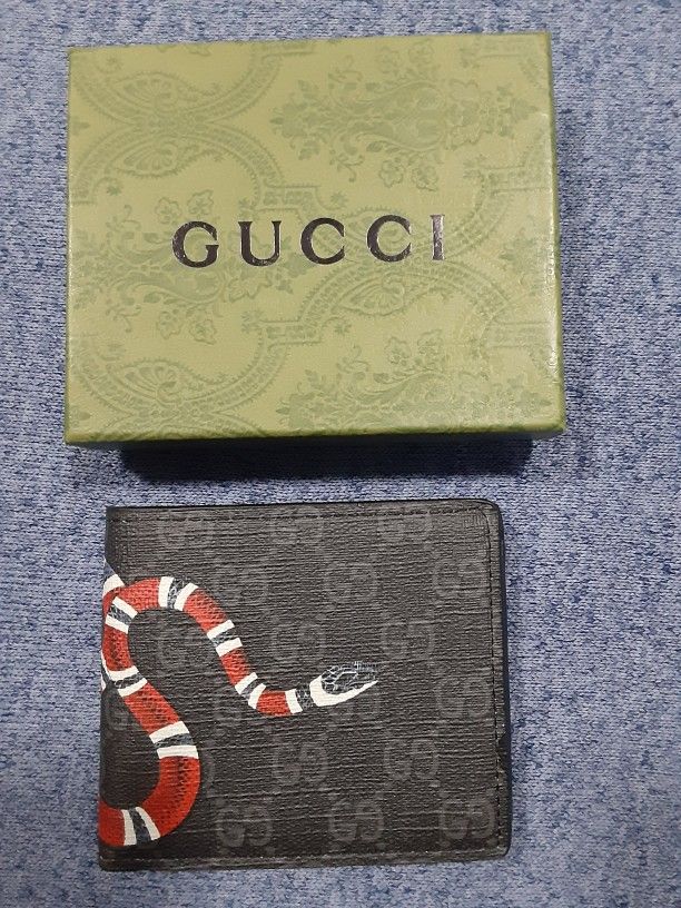 Designer Wallet