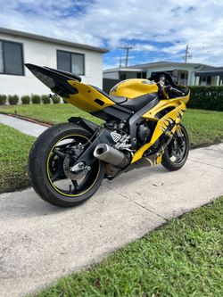 2009 yamaha R6