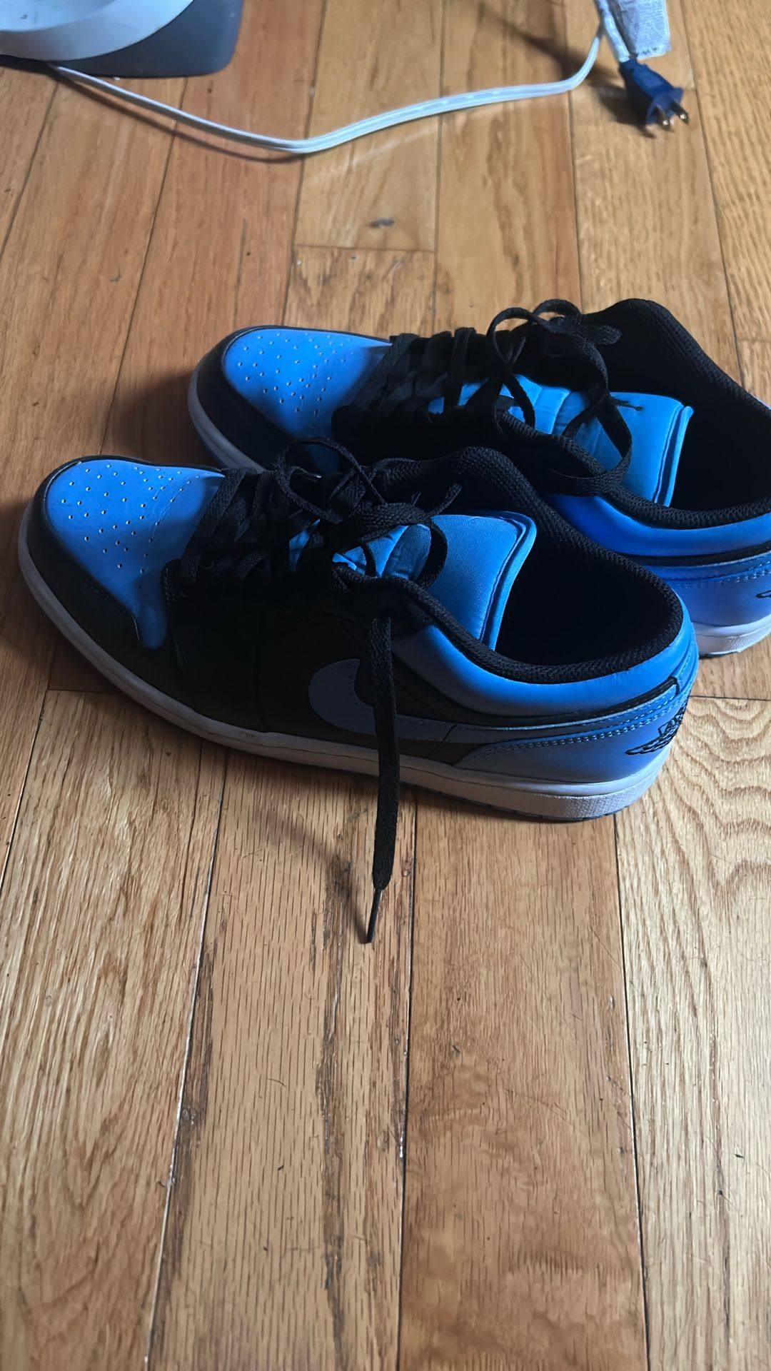 Air Jordan 1 Low ‘University Blue’ l Men’s Size 10