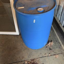 55 Gallon Water Storage Barrel