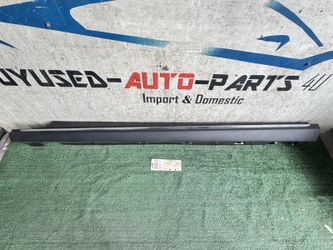 2012 - 2015 MERCEDES ML350 ML W166 LEFT DRIVER ROCKER PANEL MOLDING OEM UG80813
