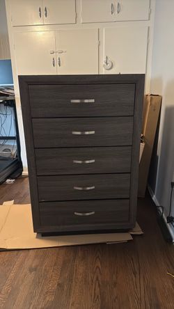 5 Drawer Dresser