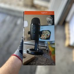 Blue Yeti Nano Premium USB Microphone
