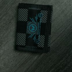  Velcro Trifold Wallet