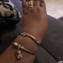 Hermosa Pandora Y Cartier Incluye Anillos 