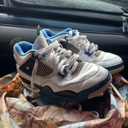 Jordan 4s