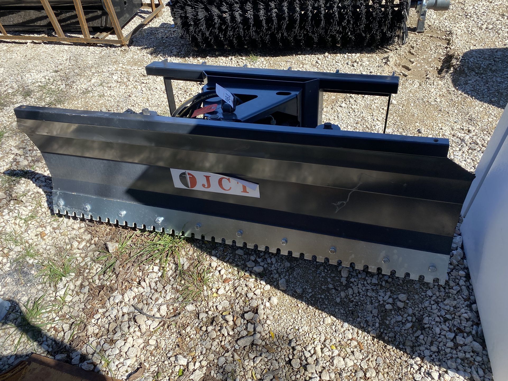 New JCT 72" Skid Steer Hydraulic Angle Rotary Broom Attachment Bobcat Sweepster