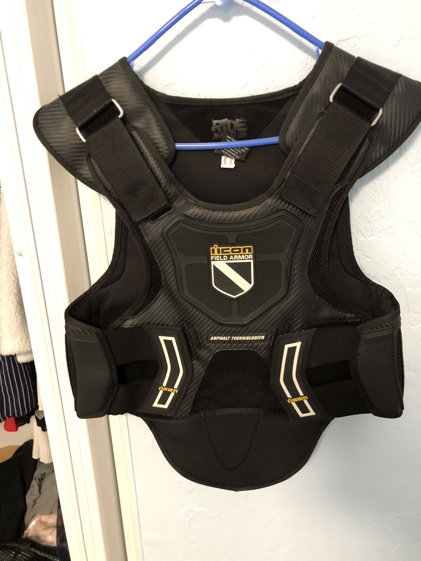 Motorcycle body guard vest
