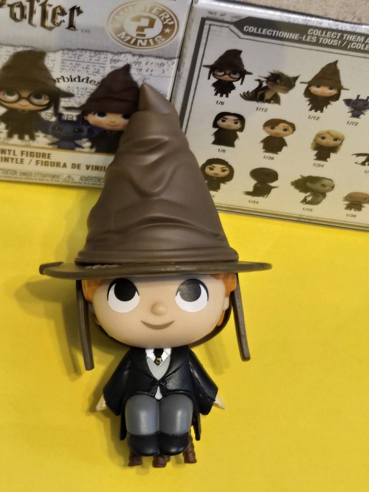 Harry Potter Ron Weasley Wearing Sorting Hat Mini 3" Collectible Funko Mystery