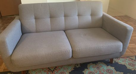 LOVELY LOVE SEAT