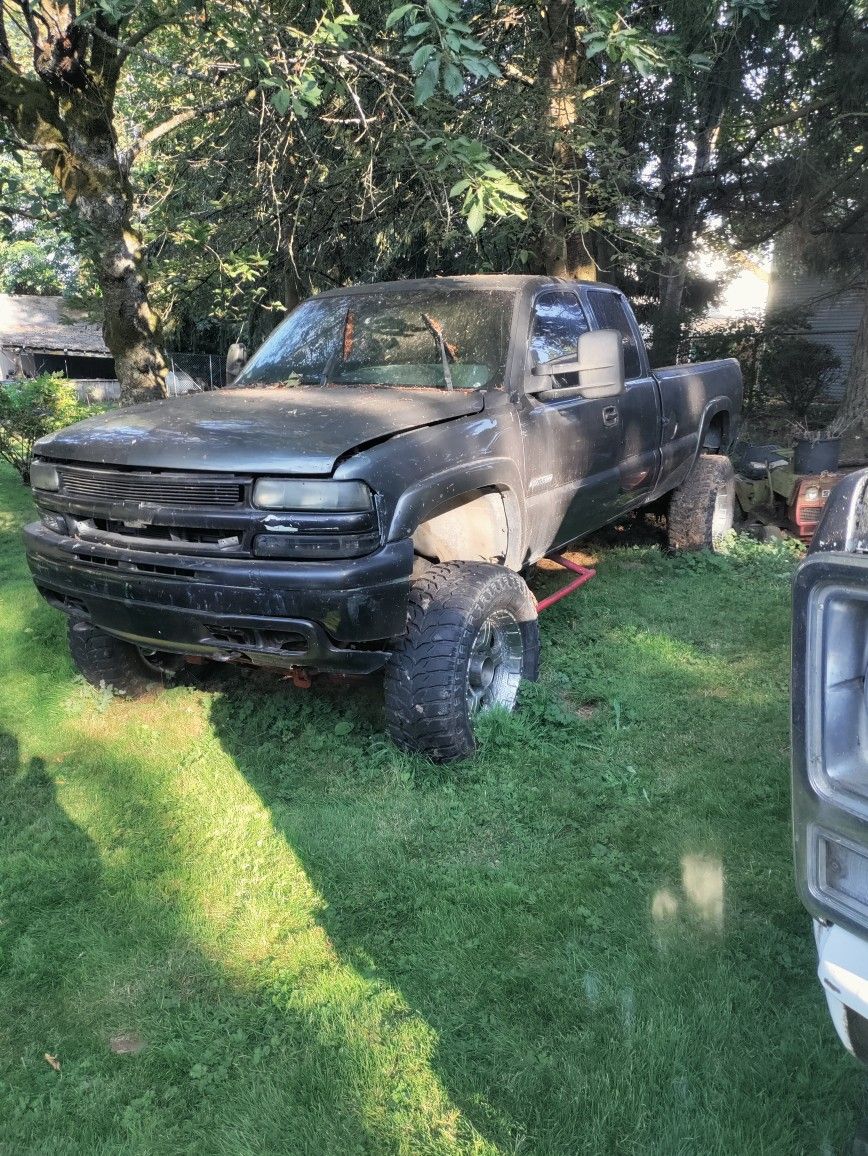 2000 Chevy 2500 Parts