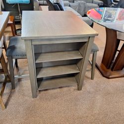 3 Pc. Dining  Room Set 
