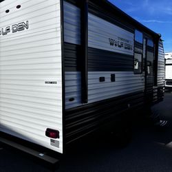 Perfect Light Weight New Camper W Warranty 