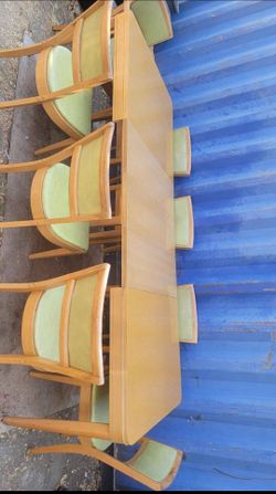 Vintage dining table of 96 "long × 38" wide and 29 "high with 8 chairs