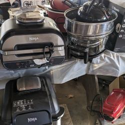 Various Small Kitchen Appliances 