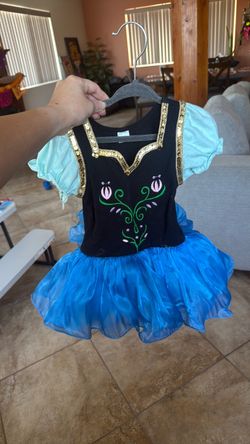 Costume