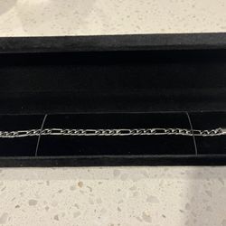 8 Inch Figaro Braclet 