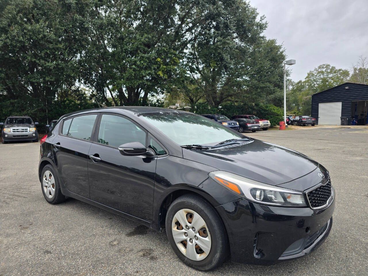 2017 Kia Forte5