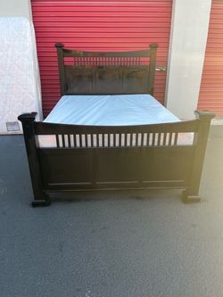 Black Queen-size solid wood bed frame  with brand new Queen-size Memory foam mattress sets in plastic
