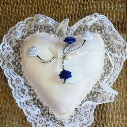 Vintage Heart Shaped Ring Barrier Pillow
