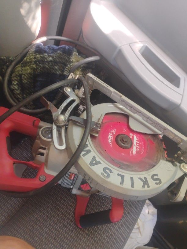 Skillsaw
