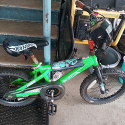 Plenty Of Bikes For Sale.    Boy And Girl All Ages.  Make Offers
