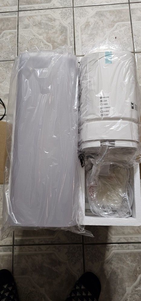 Tower DEHUMIDIFIER