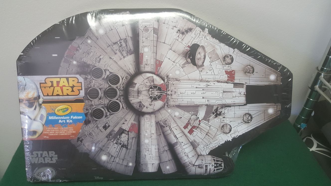 Star Wars Crayola Millennium Falcon Art Kit NIB
