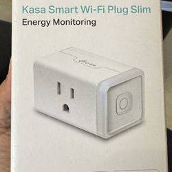 Kasa Smart WiFi plug in Slim