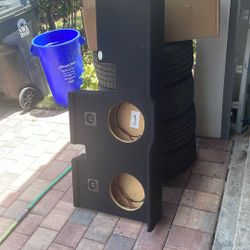 Tundra Speaker Box 10in
