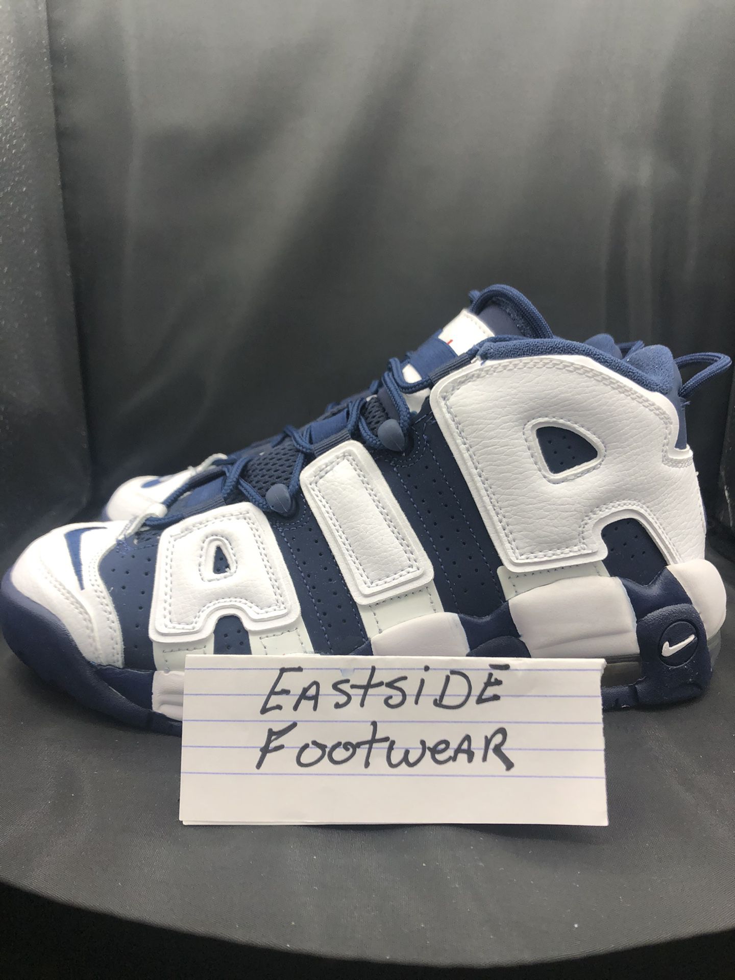 Nike Air More Uptempo (Gs) size 6y 7y