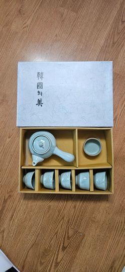 NEW Korean celadon tea set.
