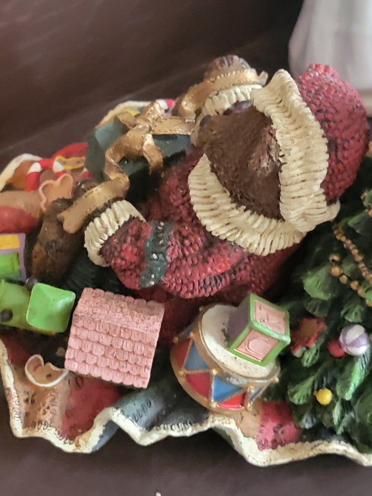Christmas Bear With Tree Figurine 