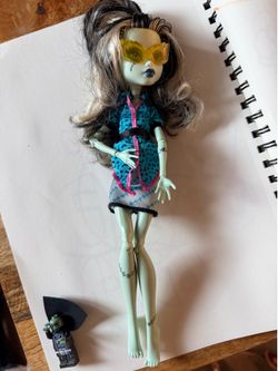 Monster High Doll 2008 Frankie Stein