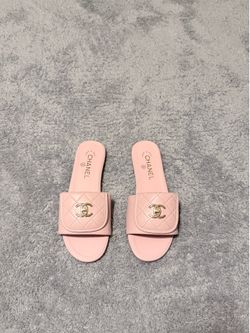Chanel pink slides/sandals size 38